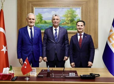 Bakan Bolat: Bu yılın 7 ayında otomotiv ihracatımız yüzde 14 arttı
