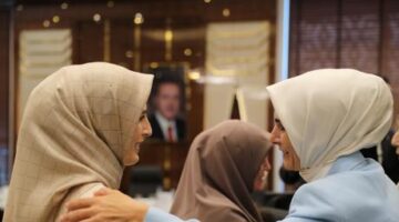 Bakan Göktaş: Terörsüz Türkiye sürecinde şehit ve gazi ailelerimizi incitecek hiçbir taviz yok