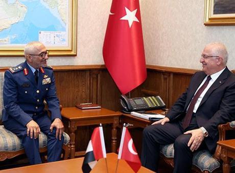 Bakan Güler, BAE Genelkurmay Başkanı Al Mazrouei’yi kabul etti