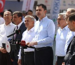 Bakan Kurum Hatay’da: 1 milyon ailemizi yuvalarına kavuşturduk!