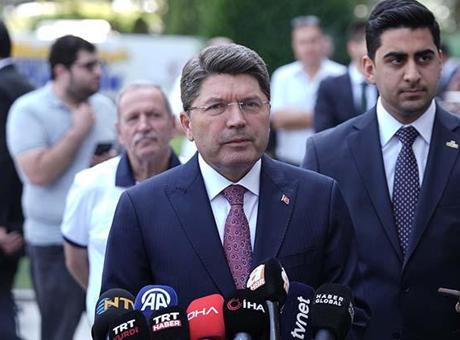 Bakan Tunç’tan CHP’ye eleştiri: Yalan üretim merkezi haline geldiler