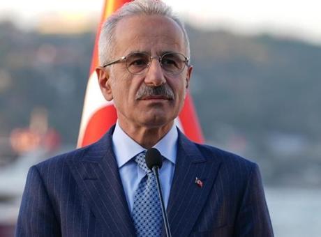 Bakan Uraloğlu: Otoyolumuz tamamlandığında yıllık toplam 2,2 milyar lira tasarruf sağlayacağız
