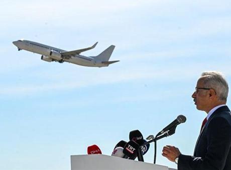 Bakan Uraloğlu uyardı: Uçaklarda Powerbank tehlikesine dikkat!