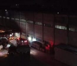 Balıkesir’de kağıt fabrikasında korkutan yangın