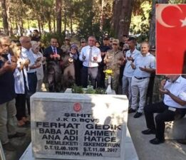 Başçavuş Ferhat Gedik, şehadetinin yıl dönümünde Hatay’daki kabri başında anıldı