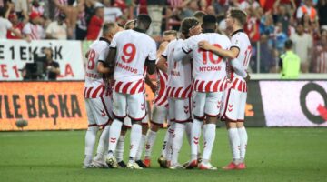 Başkan “Ortamı germeye gerek yok” demişti: Samsunspor’un Yunanistan’da giyeceği forma belli oldu
