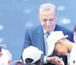 Bir avuç cani Gazze’yi yok ediyor
