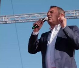 CHP Lideri Özgür Özel, partisinin Sivas mitinginde konuştu