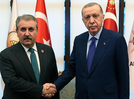 Cumhurbaşkanı Erdoğan, BBP Genel Başkanı Destici’yi kabul etti