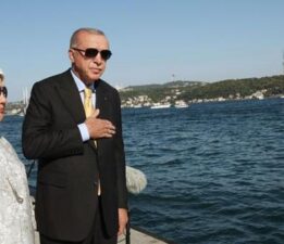 Cumhurbaşkanı Erdoğan’dan İstanbul Boğazı’ndaki geçit törenine ilişkin paylaşım