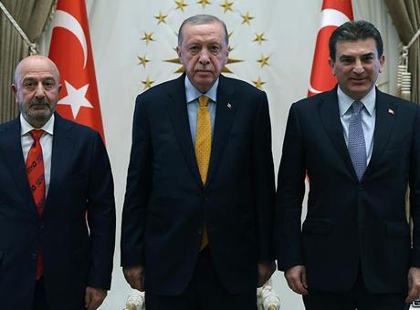 Cumhurbaşkanı Recep Tayyip Erdoğan, OYAK Heyeti’ni kabul etti