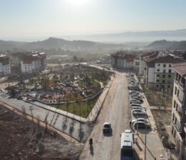Deprem konutları için 36 milyar liralık yol yatırımı