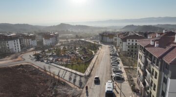 Deprem konutları için 36 milyar liralık yol yatırımı