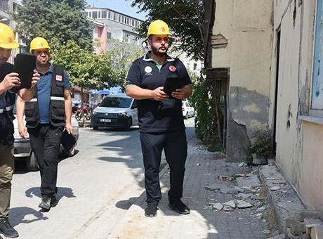 Depremin vurduğu Sındırgı’da, hasar tespit çalışmalarının yüzde 80’i tamamlandı