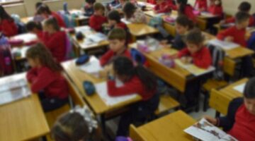 Devlet okulu ve özel okul kıyafetleri ne kadara satılacak?