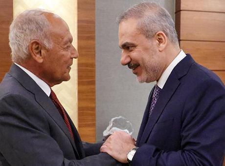 Dışişleri Bakanı Hakan Fidan, Ahmed Aboul Gheit ile bir araya geldi