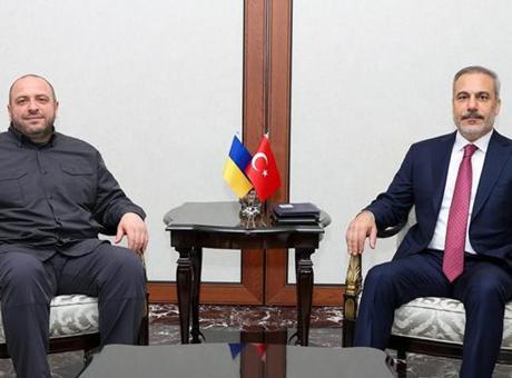 Dışişleri Bakanı Hakan Fidan, Ukrayna Ulusal Güvenlik ve Savunma Konseyi Sekreteri Umerov ile görüştü