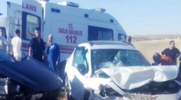 Diyarbakır’da feci kaza! İki otomobil kafa kafaya çarpıştı