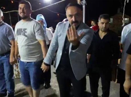 Düğünde drona para takmaya çalıştı! Az kalsın elinden oluyordu