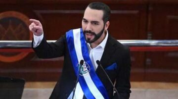 El Salvador’da devlet başkanına sınırsız adaylık yolunu açan yasa teklifi meclisten geçti