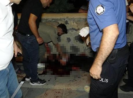 Erzurum’da bıçaklı kavga! 2 kardeşten 1’i öldü