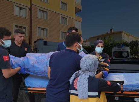 Eşinin cesedi ile günlerce yaşamak zorunda kalmış! Evden gelen kötü koku kahreden gerçeği ortaya çıkardı