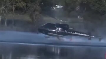Fransa’da göletten su alan söndürme helikopteri düştü