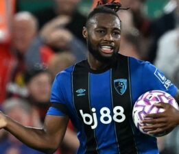 Futbol sahalarında bir ırkçı saldırı daha: Bu kez Liverpool taraftarı!