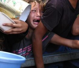 Gazze’ye et yasak, balık yasak, süt yasak! Kamyonların çoğu İsrail yüzünden boşa gitti