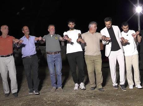 Halay çekerken kalp krizi geçirdi