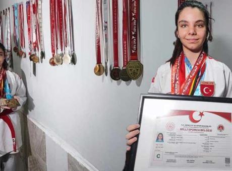 Herkes 14 yaşındaki Turna’yı konuşuyor! ‘150’den fazla madalya kazandım’