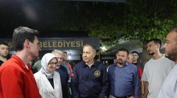 İçişleri Bakanı Yerlikaya Sındırgı’da açıklama yaptı: 4 vatandaşımız kurtarıldı