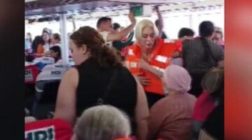 İDO feribotu kayaya çarptı! Yolcular panikledi