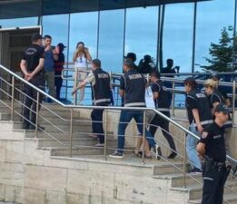 ‘İndirimli Tatil’ vaadiyle 300 kişiyi dolandıran çift yakalandı