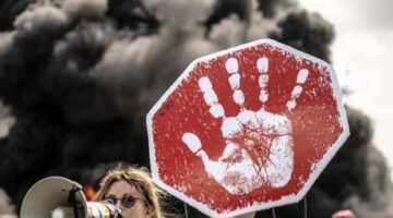 İsrail’de ‘ateşkes’ protestosu: Otoyollar kapatıldı!