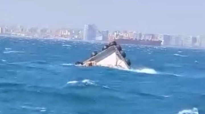 İstanbul’da tekne alabora oldu
