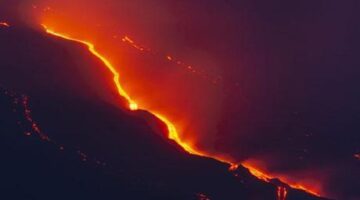 İtalya’da Etna Yanardağı’nda hareketlilik