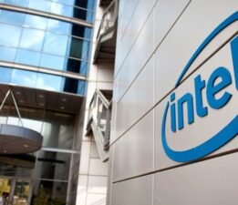 Japon SoftBank’tan Intel’e 2 milyar dolarlık yatırım