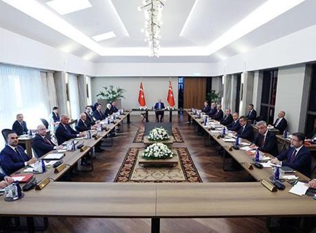 Kabine toplantısı, Erdoğan başkanlığında Ahlat’ta başladı