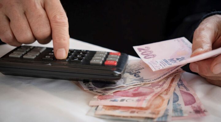 Kamuda zam pazarlığı düğümü çözüldü