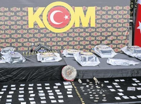 Kapalıçarşı’da kaçak pırlanta operasyonu: 30 tutuklama