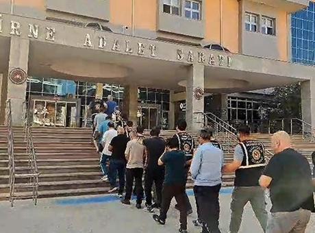 Kapıkule’de TIR’da 692 kilo esrar ele geçirildi: 10 tutuklama