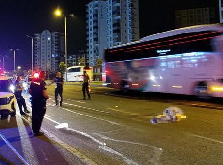 Kayseri’de korkunç kaza! Önce hafif ticari aracın çarptı sonra otomobil ezdi