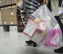 KDK’dan plastik poşet satmayan zincir market için tavsiye kararı