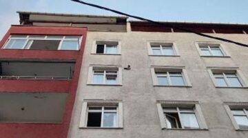 Küçükçekmece’de dehşet: Ailesini rehin aldı polisleri görünce camdan atladı