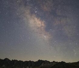 Meteor yağmurunu izlemek isteyenler Alandeşt Yaylası’nda buluştu