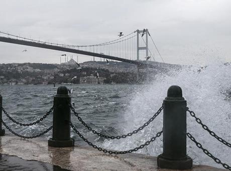 Meteorolojiden hava durumu uyarısı! İstanbul’da fırtına bekleniyor