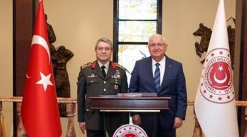 Milli Savunma Bakanı Güler, Genelkurmay Başkanı Bayraktaroğlu’nu kabul etti