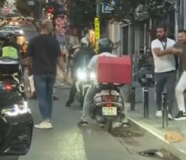 Nişantaşı’nda yol verme kavgasında sopayla kadının üzerine yürüdü