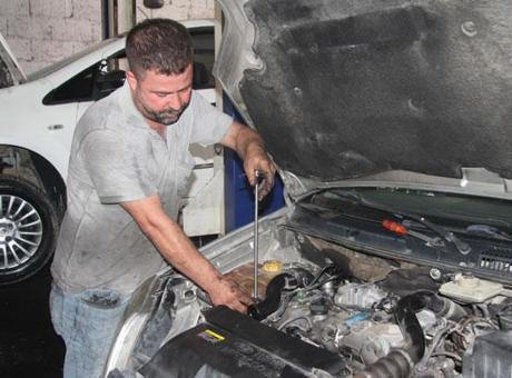 Oto tamirciler, 50 bin TL’ye çalıştıracak eleman bulamıyor